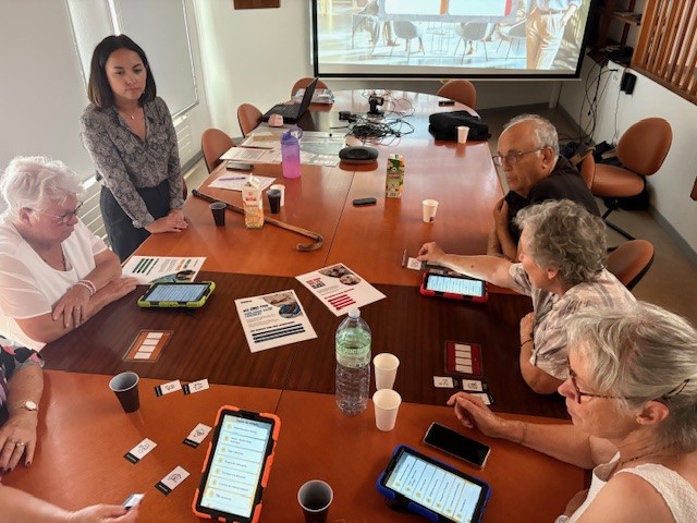 Les participants doivent, avec l'aide des tablettes, résoudre des énigmes sur plusieurs sujets de prévention.